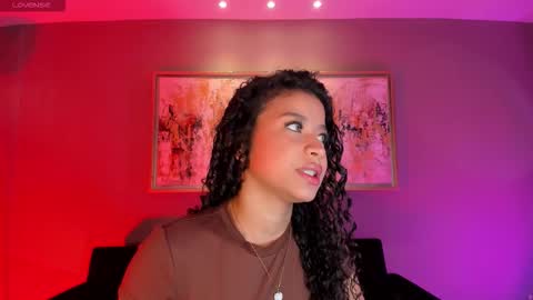 Sophie Houston online show from 16, 9, 2025