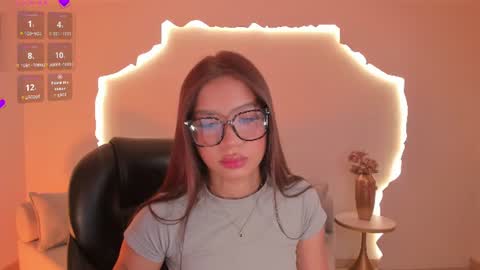 Snapshot of sophiehouston_ chatting on 27, 6, 2026 Sophie Houston online show from 27, 6, 2026