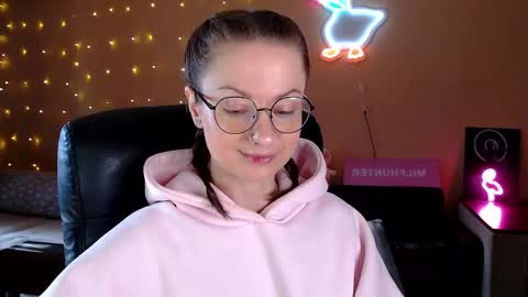 sophieleroux online show from 5, 5, 2026