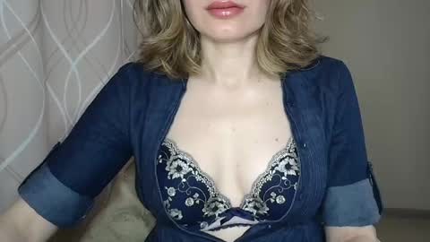 Sophiemisss online show from 10, 5, 2026