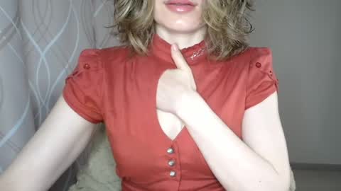 Sophiemisss online show from 13, 5, 2026