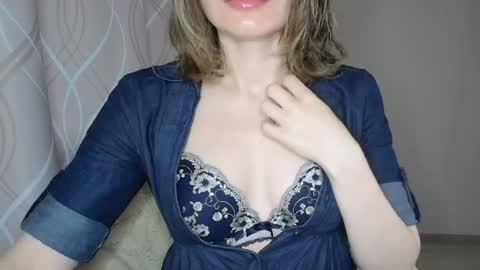 Sophiemisss online show from 14, 5, 2026