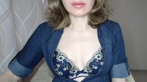 Sophiemisss online show from 17, 5, 2026