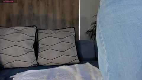 Sophie  Palmer online show from 30, 1, 2025