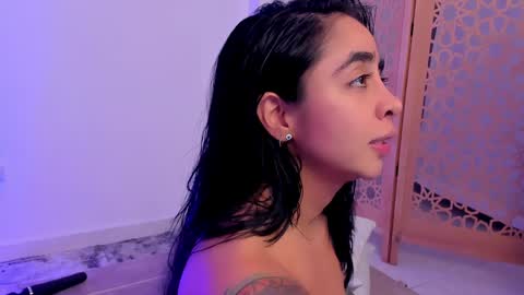 sophierooy online show from 13, 12, 2024