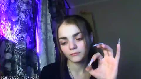 Snapshot of sophiesuvi chatting on 29, 1, 2025 Sophie and my bestie Mandy    online show from 29, 1, 2025