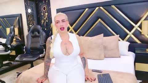 SophieWinslow online show from 1, 5, 2026