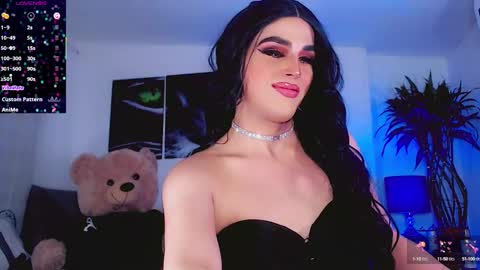 Sophie Sweet online show from 4, 10, 2025