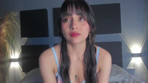 Snapshot of sophy_smilesweet chatting on 11, 1, 2025 SOPHY ROGERS online show from 11, 1, 2025