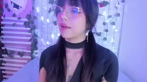 Snapshot of sophy_smilesweet chatting on 31, 1, 2025 SOPHY ROGERS online show from 31, 1, 2025