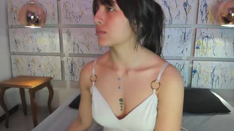 Snapshot of sophy_smilesweet chatting on 3, 2, 2025 SOPHY ROGERS online show from 3, 2, 2025