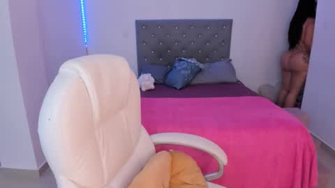 Snapshot of sophybunny69 chatting on 5, 4, 2026 Sophy Bunny online show from 5, 4, 2026