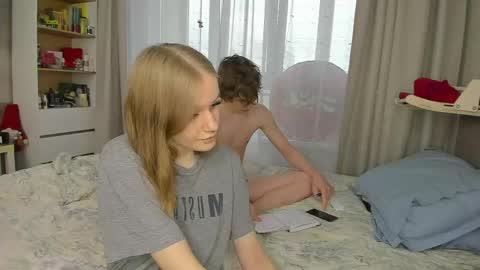 sosaguillypleasure online show from 13, 4, 2026