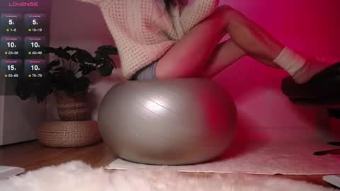 Snapshot of sosexyname chatting on 31, 12, 2024 Monica online show from 31, 12, 2024