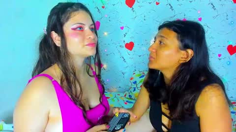 Soso And Esme online show from 1, 3, 2025