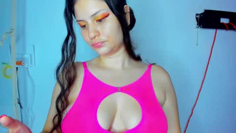 Soso And Esme online show from 9, 3, 2025