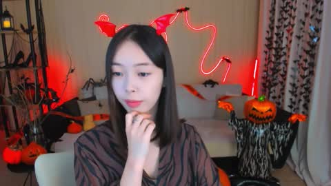 Snapshot of soulharmoonyy chatting on 25, 10, 2025 soulharmoonyy online show from 25, 10, 2025