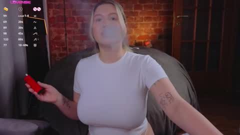 Snapshot of soulmeinme chatting on 10, 11, 2025 soulmeinme online show from 10, 11, 2025