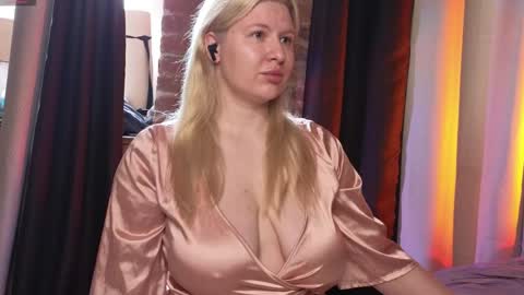 Snapshot of soulmeinme chatting on 8, 6, 2026 soulmeinme online show from 8, 6, 2026