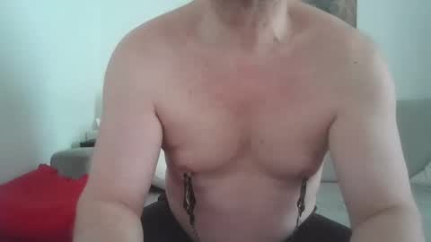 soumisanal2013 online show from 24, 2, 2025