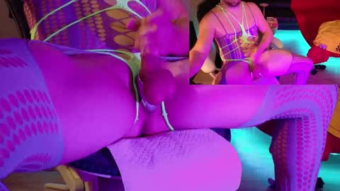 Snapshot of soundingslutslave chatting on 9, 11, 2025 soundingslutslave online show from 9, 11, 2025