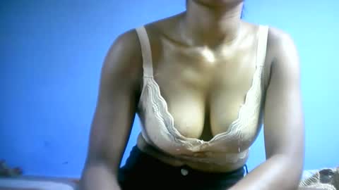 Snapshot of sourayaa chatting on 5, 3, 2026 sourayaa online show from 5, 3, 2026