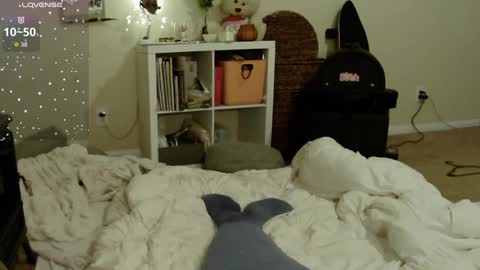 Bunnydathug online show from 5, 10, 2025