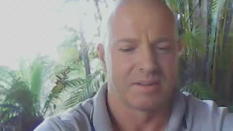 soveryhandsome online show from 10, 10, 2025