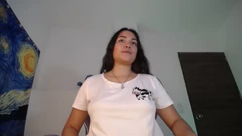 Snapshot of sowet00 chatting on 1, 10, 2025 Ana online show from 1, 10, 2025