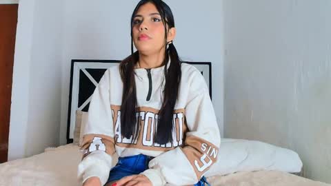 Snapshot of soy_camila01 chatting on 21, 2, 2026 soy_camila01 online show from 21, 2, 2026