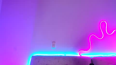 soy_camila_ online show from 23, 1, 2025