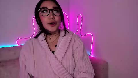 soy_camila_ online show from 12, 2, 2025