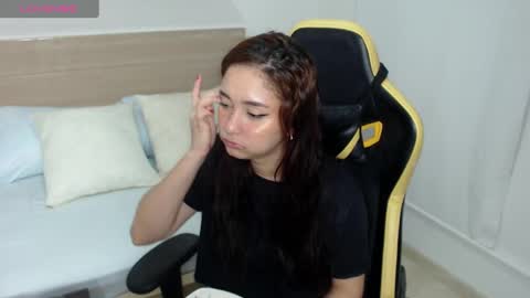 M A R I A N A online show from 7, 1, 2025