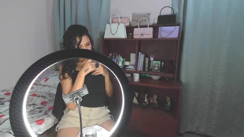 Snapshot of soy_miauhg chatting on 31, 1, 2025 Miauhg online show from 31, 1, 2025