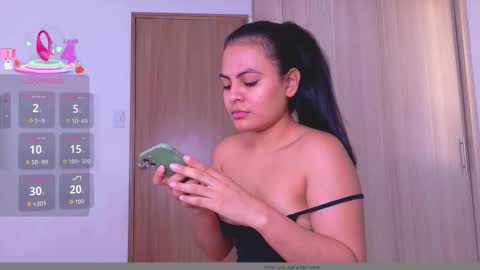 Snapshot of soy_naty_rose3 chatting on 15, 10, 2025 Naty online show from 15, 10, 2025