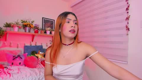 Snapshot of soy_sarah chatting on 6, 3, 2025 Sarah Valentina online show from 6, 3, 2025