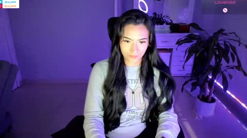 Luisa    online show from 9, 1, 2025