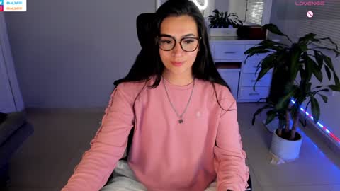 Luisa    online show from 13, 1, 2025