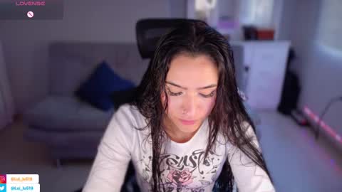 Luisa    online show from 26, 2, 2025