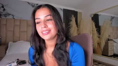 Camila Ortiz online show from 10, 4, 2026