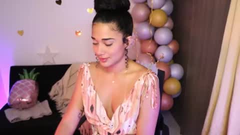 Snapshot of soytropicalfruit chatting on 13, 12, 2024 You want to talk to me more personal follow me in My Channel VIP 50 the discount online show from 13, 12, 2024