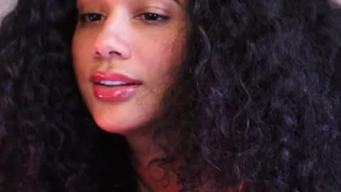 Snapshot of soytropicalfruit chatting on 16, 12, 2024 You want to talk to me more personal follow me in My Channel VIP 50 the discount online show from 16, 12, 2024