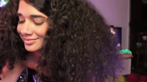 Snapshot of soytropicalfruit chatting on 21, 12, 2024 You want to talk to me more personal follow me in My Channel VIP 50 the discount online show from 21, 12, 2024