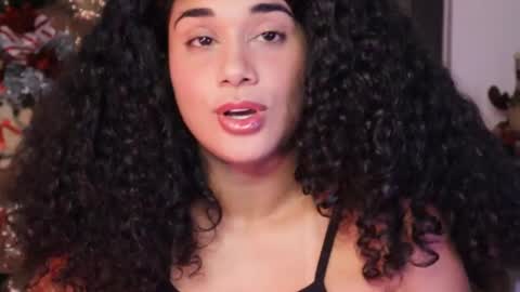 Snapshot of soytropicalfruit chatting on 8, 1, 2025 You want to talk to me more personal follow me in My Channel VIP 50 the discount online show from 8, 1, 2025