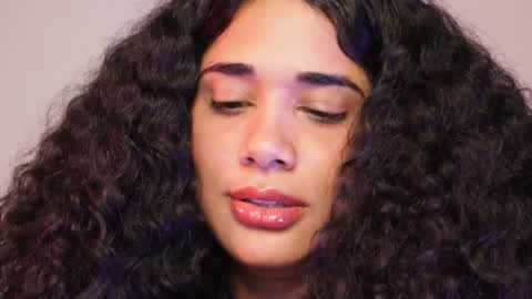 Snapshot of soytropicalfruit chatting on 29, 1, 2025 You want to talk to me more personal follow me in My Channel VIP 50 the discount online show from 29, 1, 2025