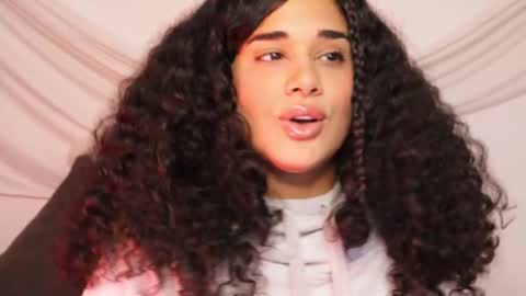 Snapshot of soytropicalfruit chatting on 25, 2, 2025 You want to talk to me more personal follow me in My Channel VIP 50 the discount online show from 25, 2, 2025