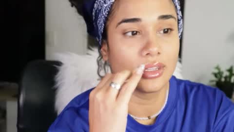 Snapshot of soytropicalfruit chatting on 25, 9, 2025 You want to talk to me more personal follow me in My Channel VIP 50 the discount online show from 25, 9, 2025