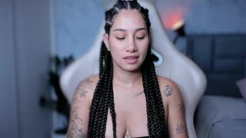 Snapshot of soytulu_ chatting on 23, 11, 2025 brisa s online show from 23, 11, 2025