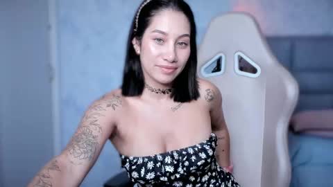 Snapshot of soytulu_ chatting on 15, 12, 2025 brisa s online show from 15, 12, 2025
