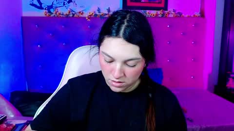 Snapshot of soyyuky chatting on 21, 12, 2024 Y U K Y online show from 21, 12, 2024